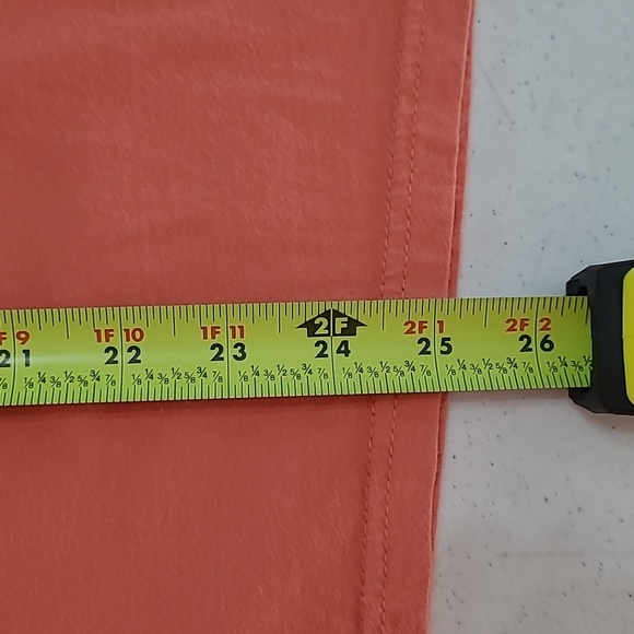 Columbia Peach Short Sleeve Tee with Marlin Fishing Graphic size Medium - Picture 7 of 7